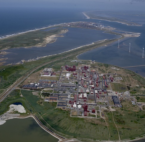 Luftfoto af fabriksgrund